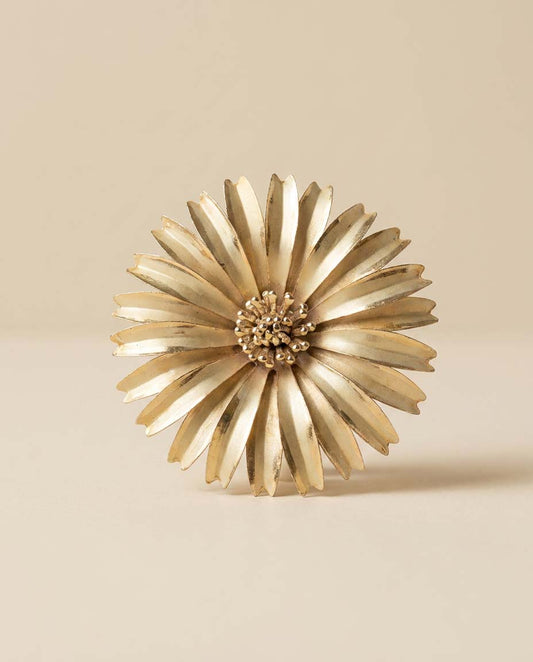 Vintage Daisy Brooch | Gold Tone Flower Pin | Mid Century Floral Statement Brooch