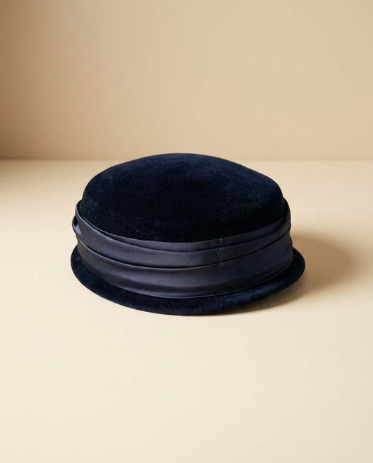 Vintage Navy Blue Velour Cloche Hat | Town & Country Tweeds New York | 1960s Velvet Cocktail Hat | Minimalist Pillbox Style Hat