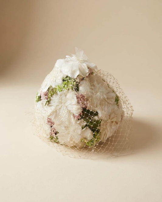 1950s Floral Cocktail Hat | Ivory Garden Party Fascinator | Veiled Floral Half Hat | Vintage Bridal Headpiece | Romantic Wedding Hat