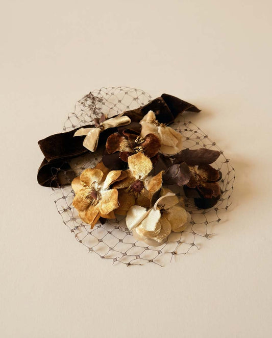 1950s Brown Velvet Floral Fascinator Hat | Veiled Cocktail Hat | Autumn Wedding Headpiece | Vintage Floral Hat | Mid Century Millinery