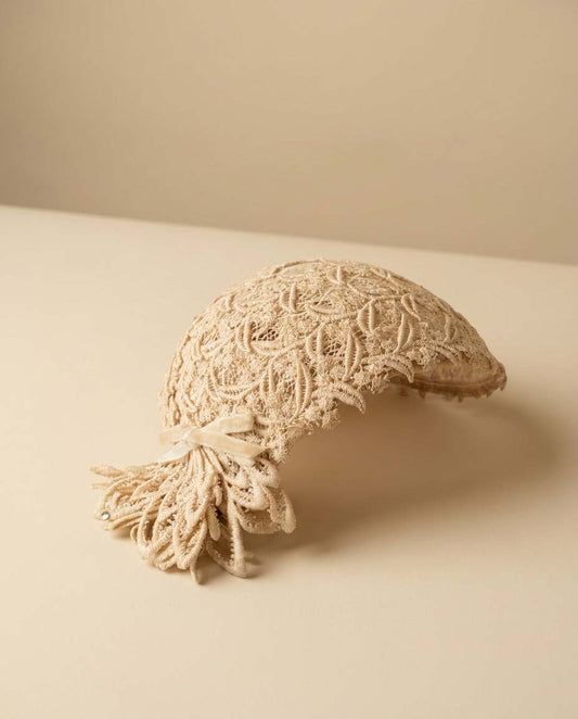 Vintage Lace Cocktail Hat | 1950s Ivory Lace Fascinator | Bridal Half Hat | Vintage Wedding Headpiece | Lace Juliet Cap