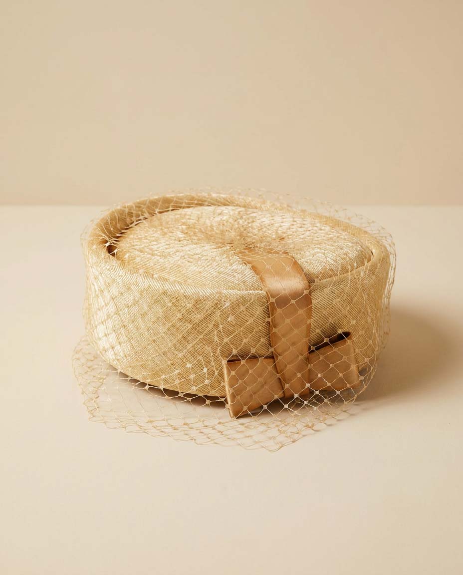 Vintage 1960s Ivory Pillbox Hat with Birdcage Veil | Bridal Cocktail Hat | Classic Wedding Fascinator
