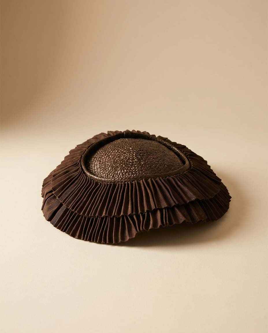 1950s Laro New York Picture Hat, Brown Pleated Ribbon Cartwheel Hat, Neusteter's Designer Vintage Straw Hat, Mid Century Millinery