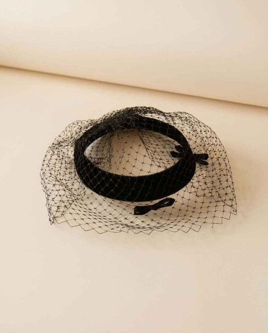 Vintage Black Velvet Halo Hat | 1950s Open Crown Hat | Birdcage Veil Fascinator | Cocktail Hat | Mid Century Millinery | Vintage Headpiece