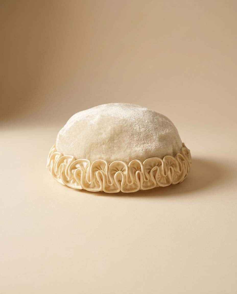 Vintage Ivory Velvet Half Hat | Veil-Ready 1950s Bridal Cocktail Hat | Ivory Wedding Hat | Sculptural Satin Trim | Mid Century Bridal Headpiece | Vintage Millinery