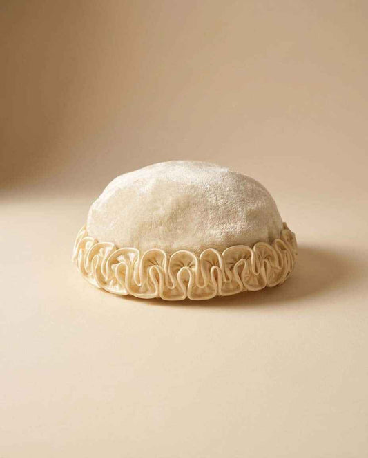 Vintage Ivory Velvet Half Hat | Veil-Ready 1950s Bridal Cocktail Hat | Ivory Wedding Hat | Sculptural Satin Trim | Mid Century Bridal Headpiece | Vintage Millinery