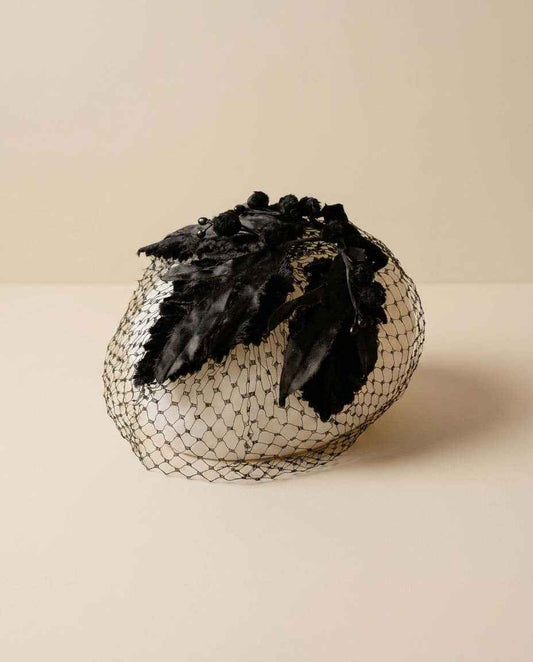 Vintage Black Veiled Fascinator Hat | 1950s Cocktail Hat | Birdcage Veil Headpiece | Mourning Hat | Mid Century Millinery | Gothic Bridal