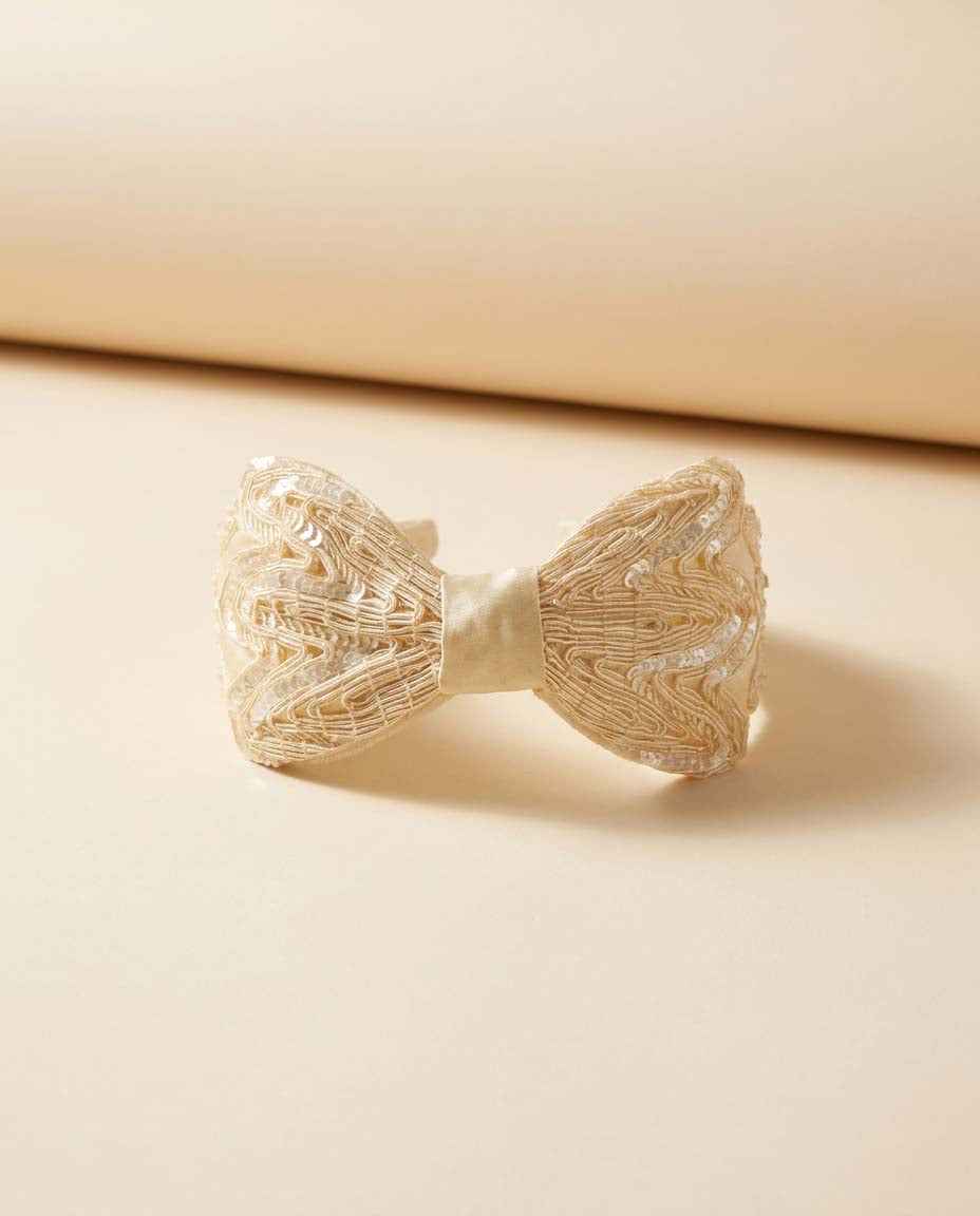 Vintage Ivory Beaded Bow Fascinator | Veil Ready Cocktail Hat | 1950s Bridal Headpiece | Sequined Mid Century Wedding Hat