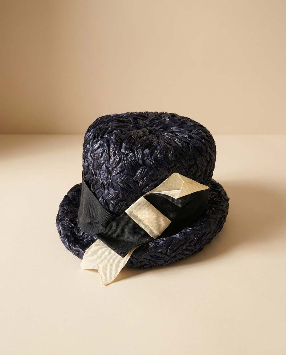 Vintage 1950s Navy Raffia Hat, Rolled Brim Summer Hat, Union Made Hat, Woven Raffia Dress Hat, Mid Century Women's Hat, Blue Straw Hat