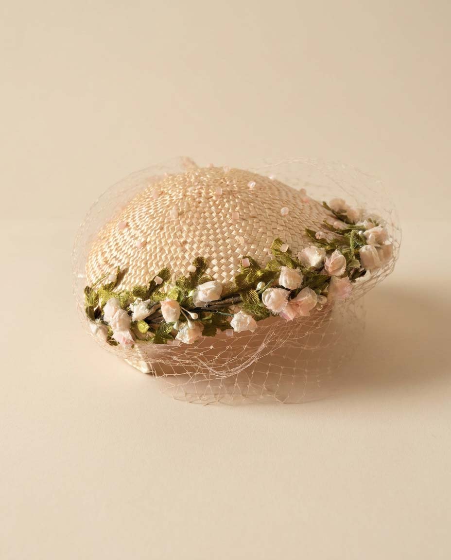 Vintage 1950s Blush Pink Floral Half Hat with Birdcage Veil | Straw Bridal Fascinator | Spring Wedding Hat | Garden Party Cocktail Hat