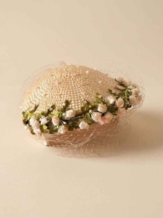 Vintage 1950s Blush Pink Floral Half Hat with Birdcage Veil | Straw Bridal Fascinator | Spring Wedding Hat | Garden Party Cocktail Hat