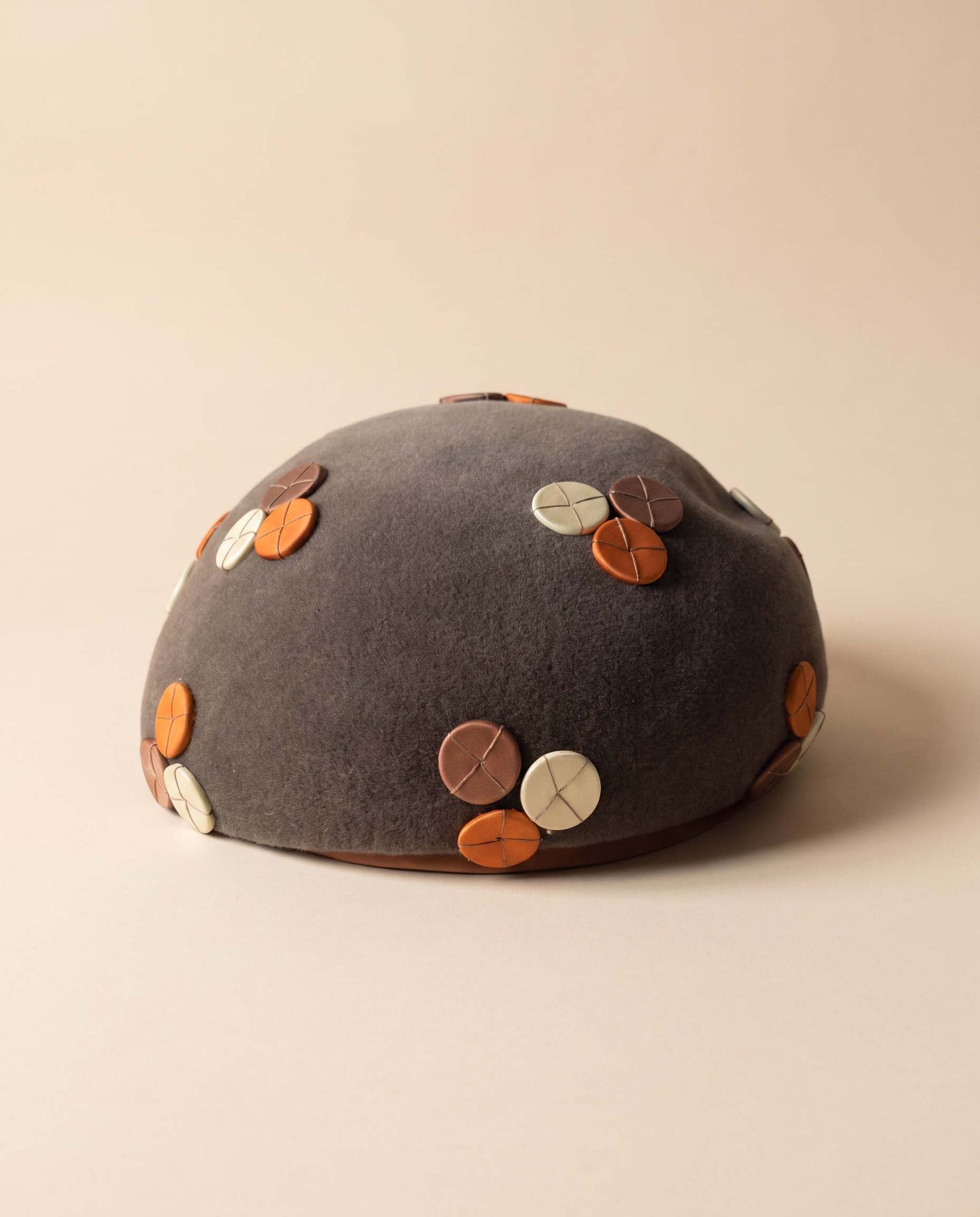 Vintage Schiaparelli Paris Hat | Gray Wool Felt Pillbox | Satin Appliqué Designer Hat | 1960s Couture Millinery