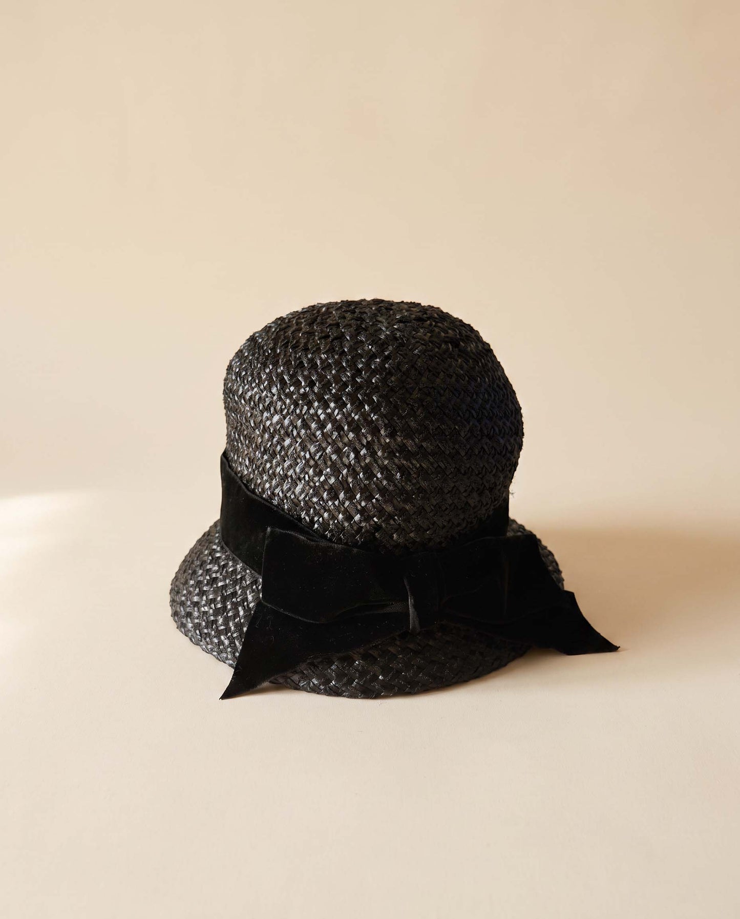 Vintage 1950s Black Straw Cloche Hat Velvet Bow Union Made Mid Century Women's Woven Hat