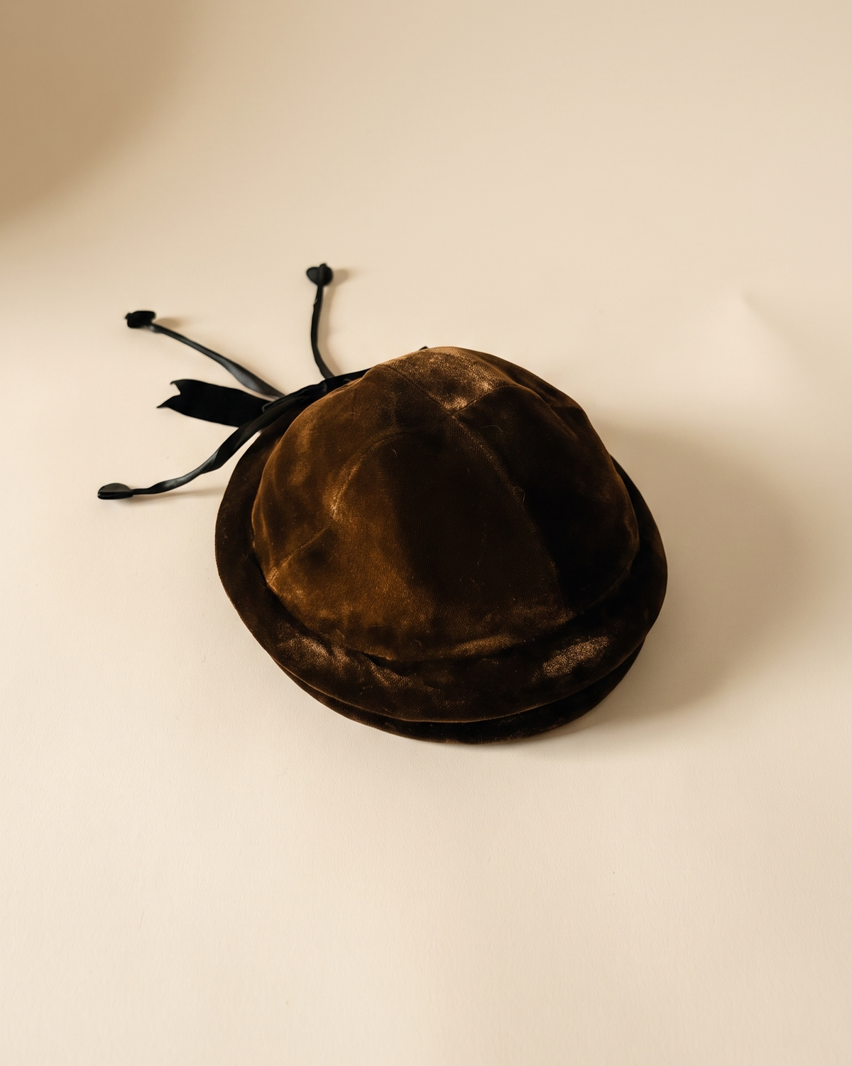 Vintage 1940s Debsway Chocolate Brown Velvet Hat Black Bow Ribbon Streamers Women's WWII Era Tilt Hat Millinery