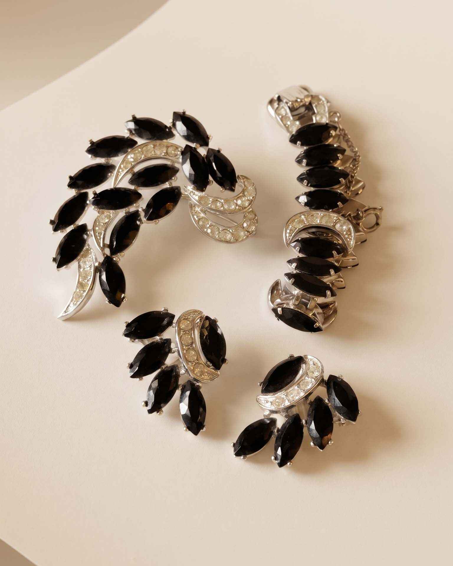 Brooches - Ginger and Tonic