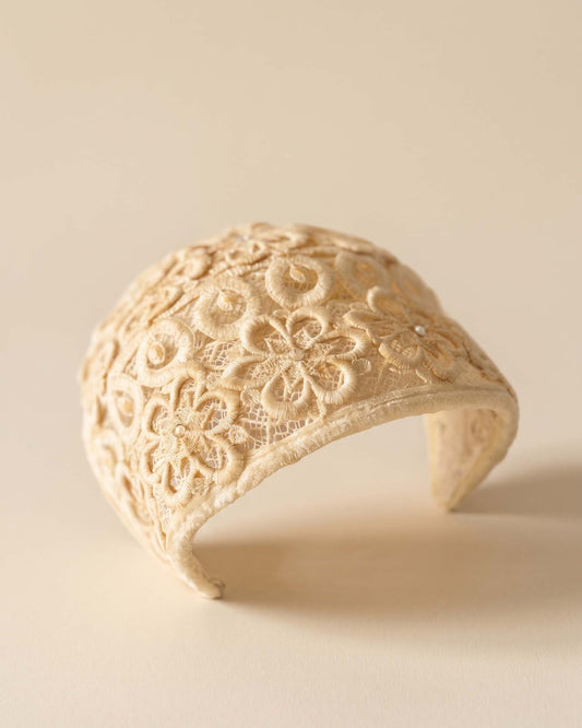 Vintage 1950s Ivory Lace Half Hat Floral Embroidery Soutache Rhinestone Bridal Wedding Cocktail Women's Mid Century Millinery