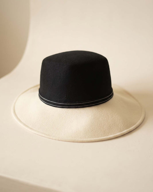 Vintage 1960s Black Ivory Wool Felt Wide Brim Hat Mod Colorblock Women's Statement Hat Contrast Stitching Mid Century