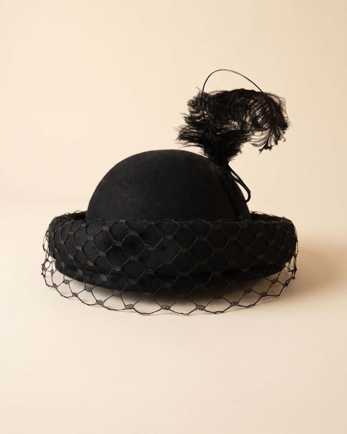 Vintage 1950s Evelyn Varon Black Felt Hat Face Veil Ostrich Feather Trim Women's Mid Century Cocktail Mourning Millinery