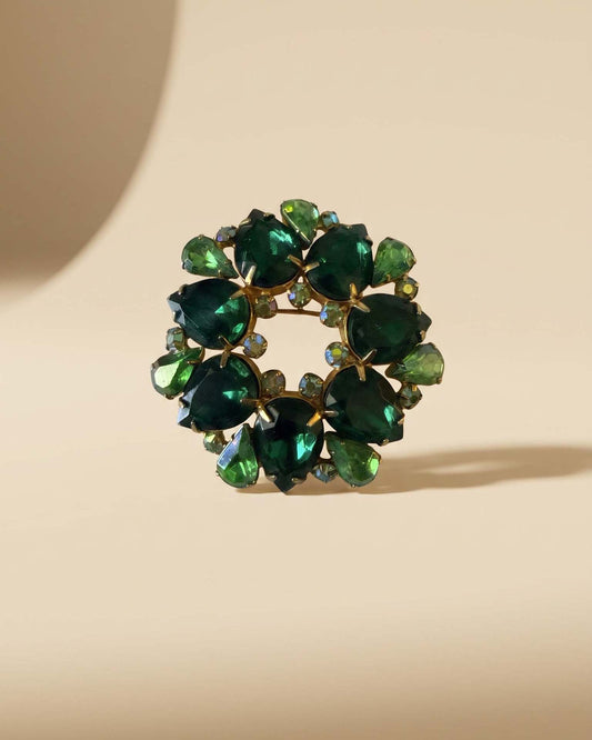 Vintage 1950s Green Rhinestone Wreath Brooch Emerald Green Aurora Borealis Crystal Christmas Pin Mid Century Costume Jewelry